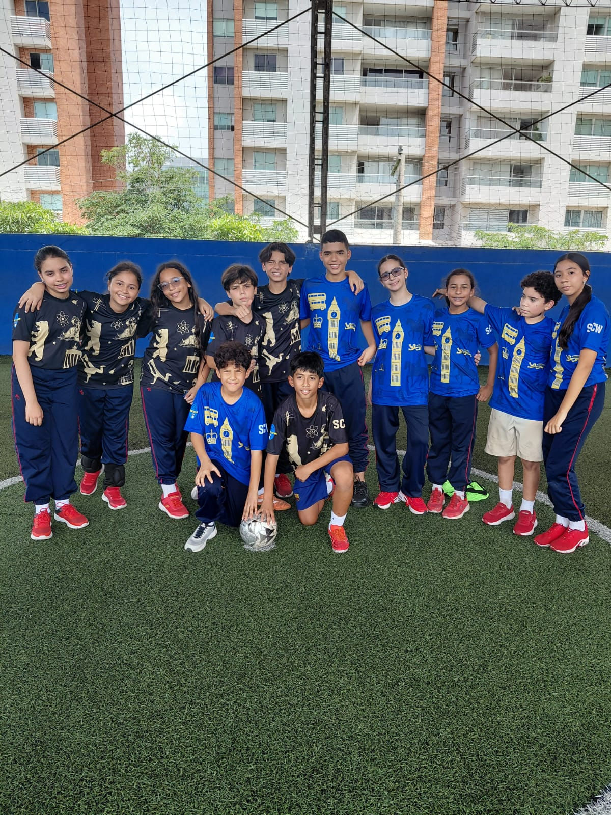 Estudiantes de Cervantes Section